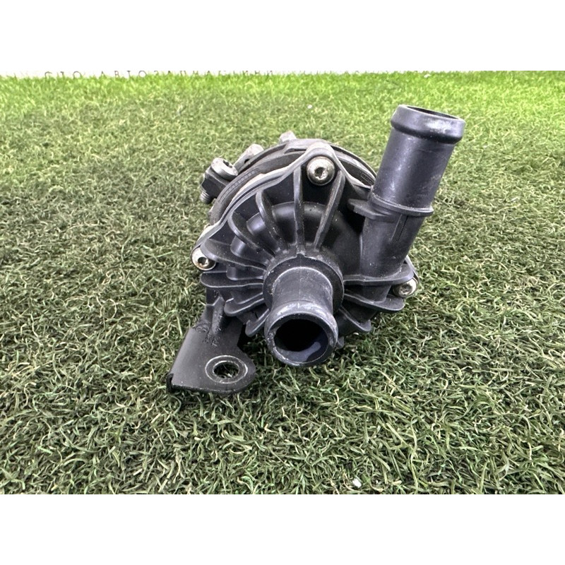 Помпа электрическая (электрика) Volkswagen Touareg NF 2012 3.0 Hybrid CGFA 7P0965567