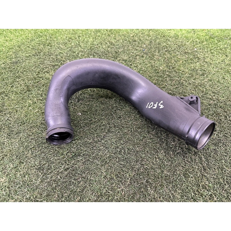 Патрубок (система охлаждения) BMW 7-series F01 2011 3.0 N54 13717571347