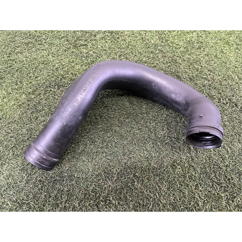 Патрубок (система охлаждения) BMW 7-series F01 2011 3.0 N54 13717571347