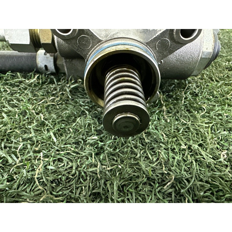 ТНВД (топливная система) Volkswagen Touareg NF 2011 3.6 03H127025G