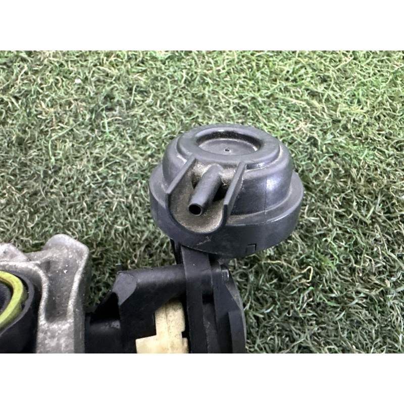 Коллектор впускной (впускная система) Volkswagen Touareg NF 2012 3.0 Hybrid CGFA 06E133110AF