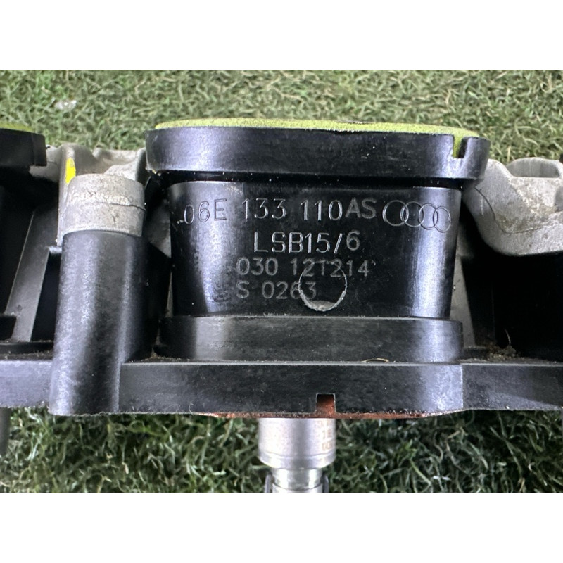 Коллектор впускной (впускная система) Volkswagen Touareg NF 2012 3.0 Hybrid CGFA 06E133110AF