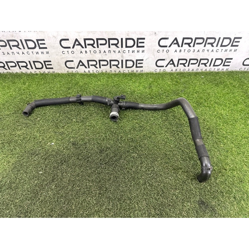 Патрубок (система охлаждения) LAND ROVER RANGE ROVER Sport L494 2016 3.0 Diesel LR081465