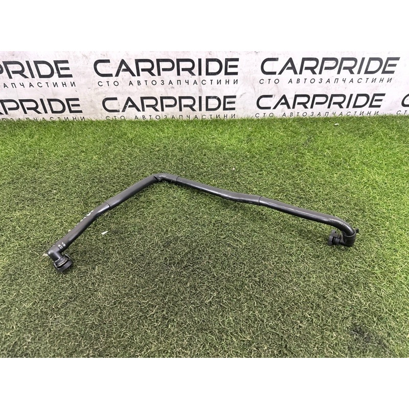 Трубка вентиляции (двигатель и элементы) LAND ROVER Range Rover L405 2016 5.0 LR010867