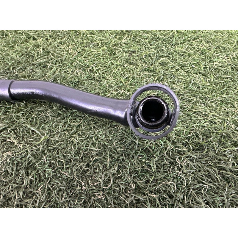 Трубка вентиляции (двигатель и элементы) LAND ROVER Range Rover L405 2016 5.0 LR010867