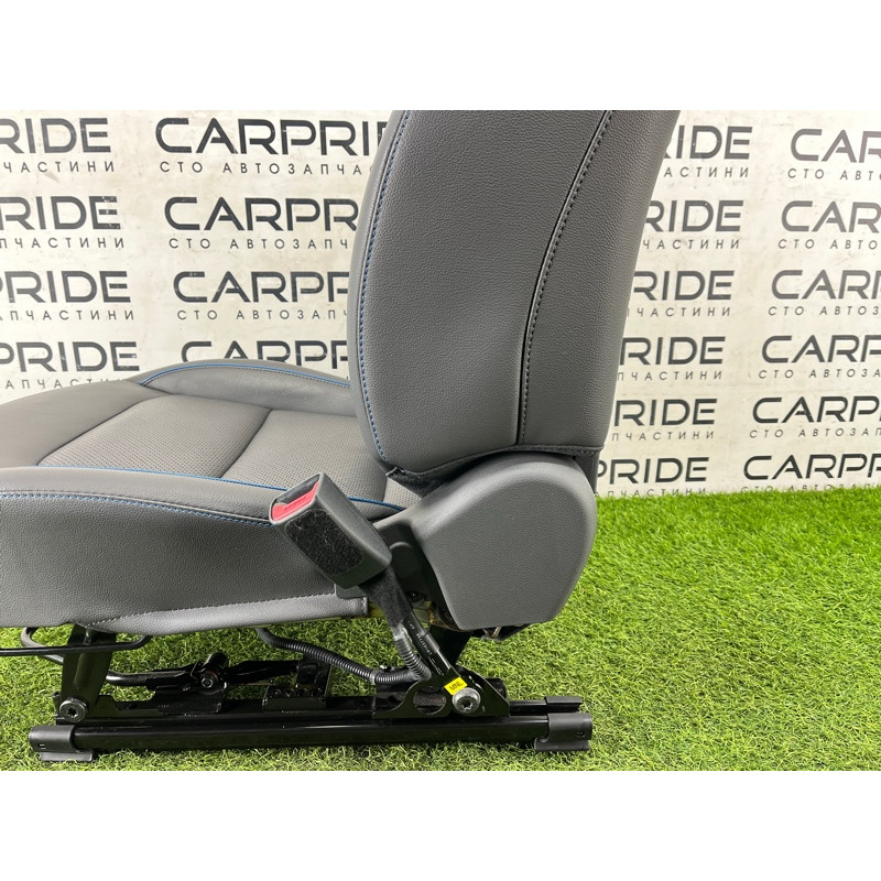 Передние сидения (салон) Hyundai Ioniq AE 2018 1.6 Hybrid 88400G2261SHT