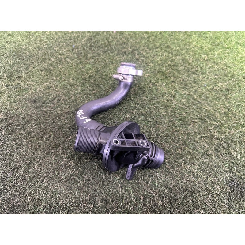 Корпус термостата (система охлаждения) BMW 3-series F30 2015 2.0 11538635689