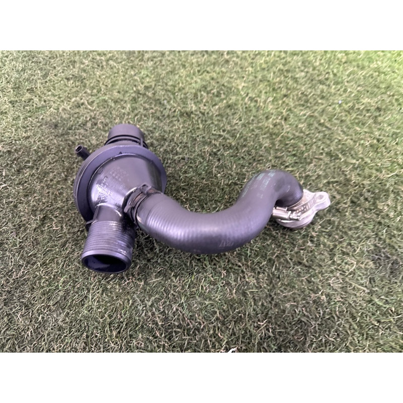 Корпус термостата (система охлаждения) BMW 3-series F30 2015 2.0 11538635689