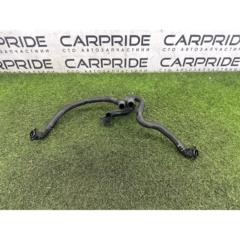 Трубка вентиляции (двигатель и элементы) AUDI Q5 8R 2010 3.2 CALB 06E103217AA