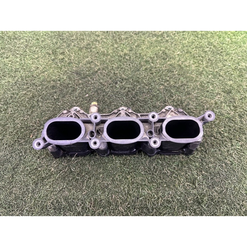 Коллектор впускной (впускная система) AUDI Q5 8R 2012 3.2 06E133125D