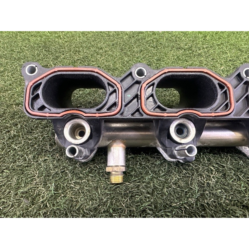 Коллектор впускной (впускная система) AUDI Q5 8R 2012 3.2 06E133125D