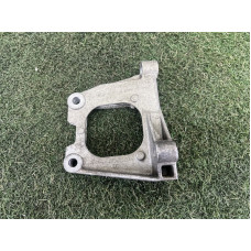 Кронштейн промежуточного вала