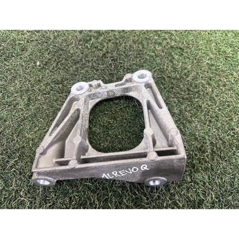 Кронштейн промежуточного вала (трансмиссия) LAND ROVER Range Rover Evoque L538 2016 2.0 LR048530