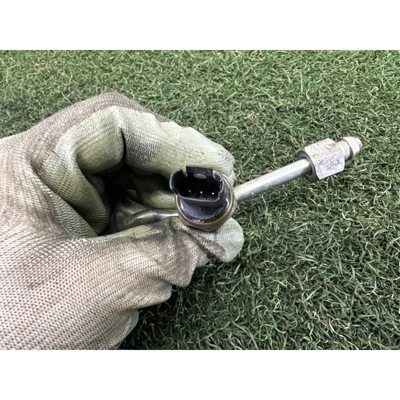 Трубка топливная (топливная система) BMW 7-series F01 2011 3.0 N54 13537622751