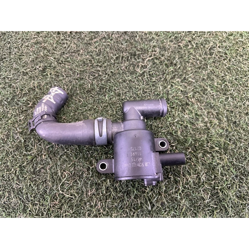 Клапан системы охлаждения (электрика / кнопки) AUDI A3 8V 2016 1.8 CNSB 5Q0906457K