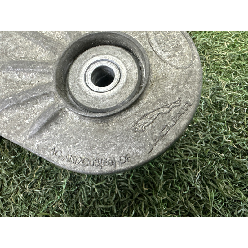 Ролик натяжной (двигатель и элементы) LAND ROVER RANGE ROVER Sport L494 2016 3.0 Diesel LR079293