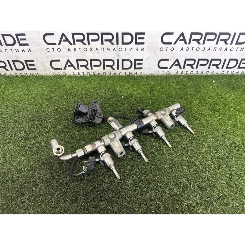 Паливна рампа (паливна система) AUDI A4 B9 2017 2.0 TFSI 06L133317E