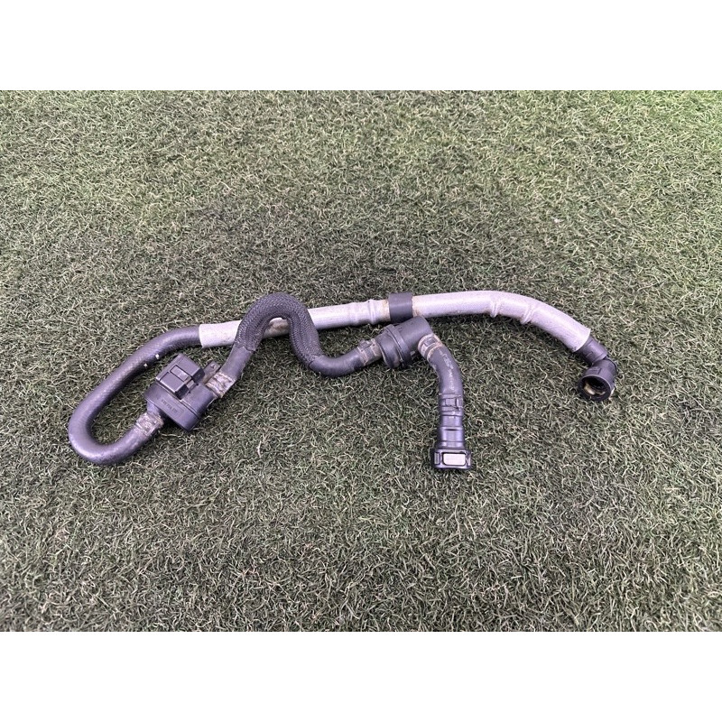 Клапан вентиляции топливного бака (топливная система) Volkswagen Touareg NF 2013 3.6 7P6133352C