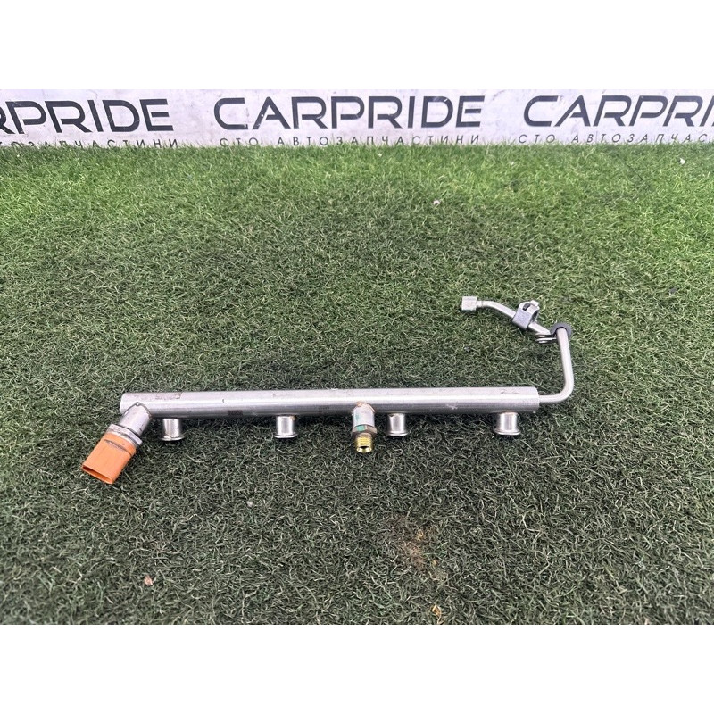 Паливна рампа (паливна система) AUDI A8 D4 2011 4.2 CDRA 079133316AR