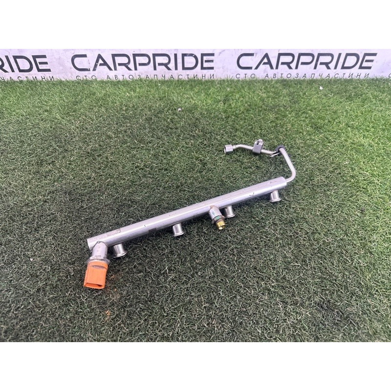 Паливна рампа (паливна система) AUDI A8 D4 2011 4.2 CDRA 079133316AR