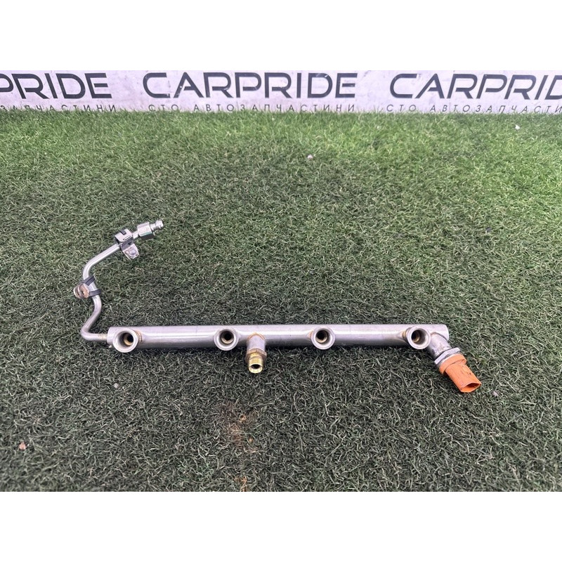 Паливна рампа (паливна система) AUDI A8 D4 2011 4.2 CDRA 079133316AR