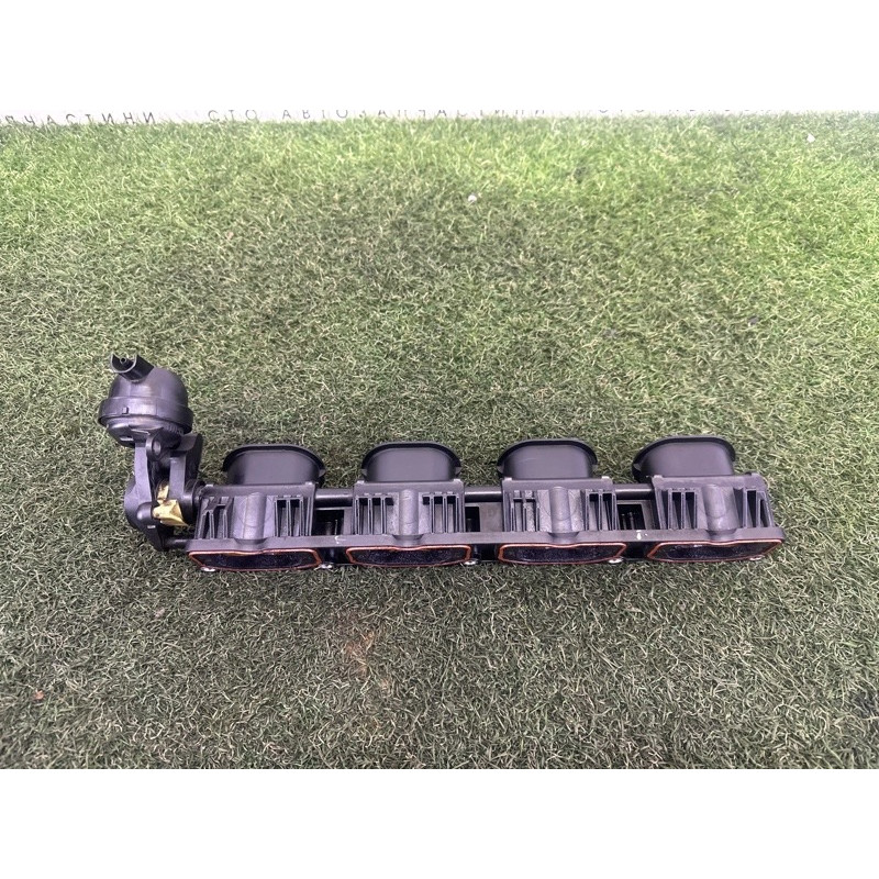Коллектор впускной (впускная система) AUDI A8 D4 2011 4.2 CDRA 079133110AT