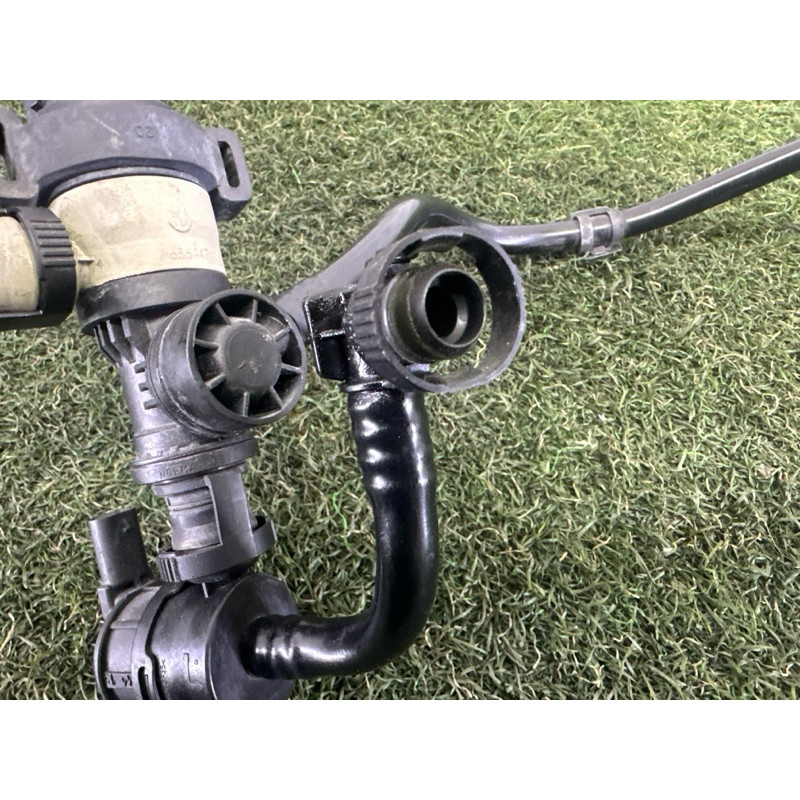 Клапан вентиляции топливного бака (топливная система) BMW X1 E84 2014 2.0 13907636146