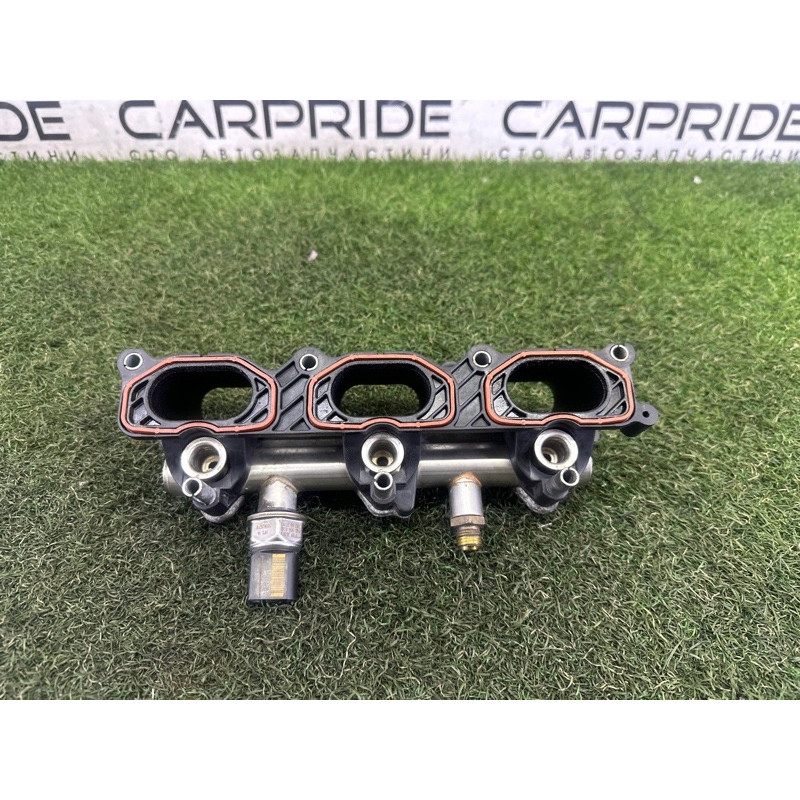 Коллектор впускной (впускная система) AUDI Q5 8R 2012 3.2 06E133125D