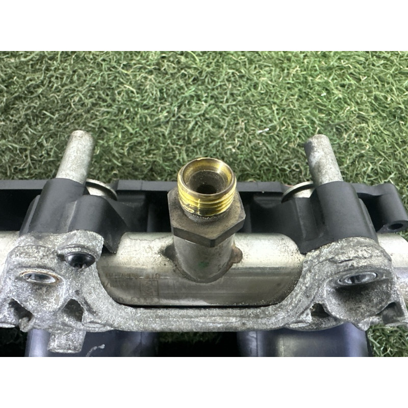 Коллектор впускной (впускная система) AUDI Q5 8R 2012 3.2 06E133125D