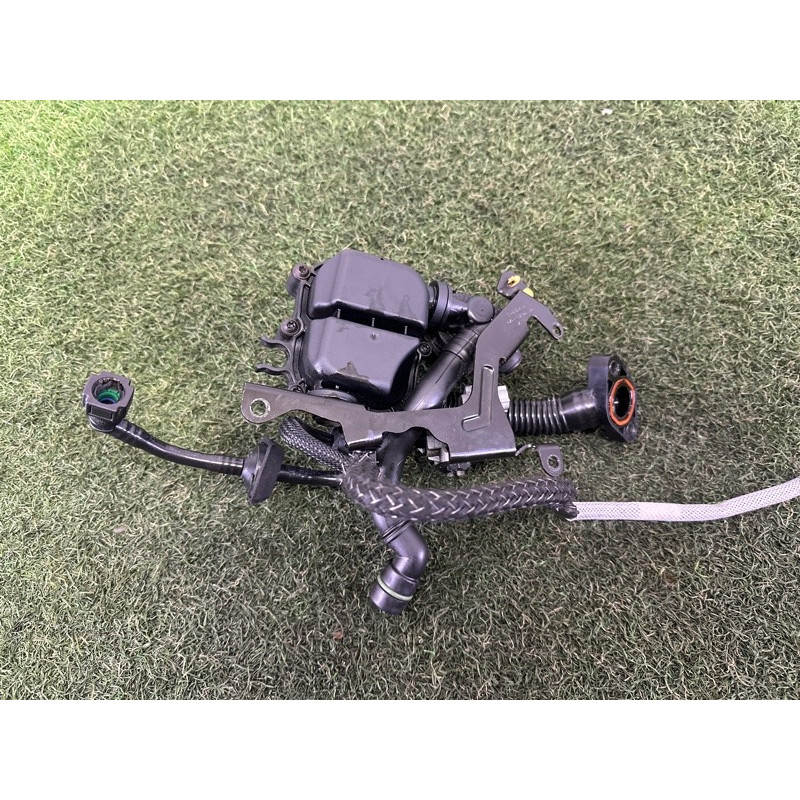 Резонатор воздушный (впускная система) LAND ROVER Range Rover L405 2016 5.0 LR049366