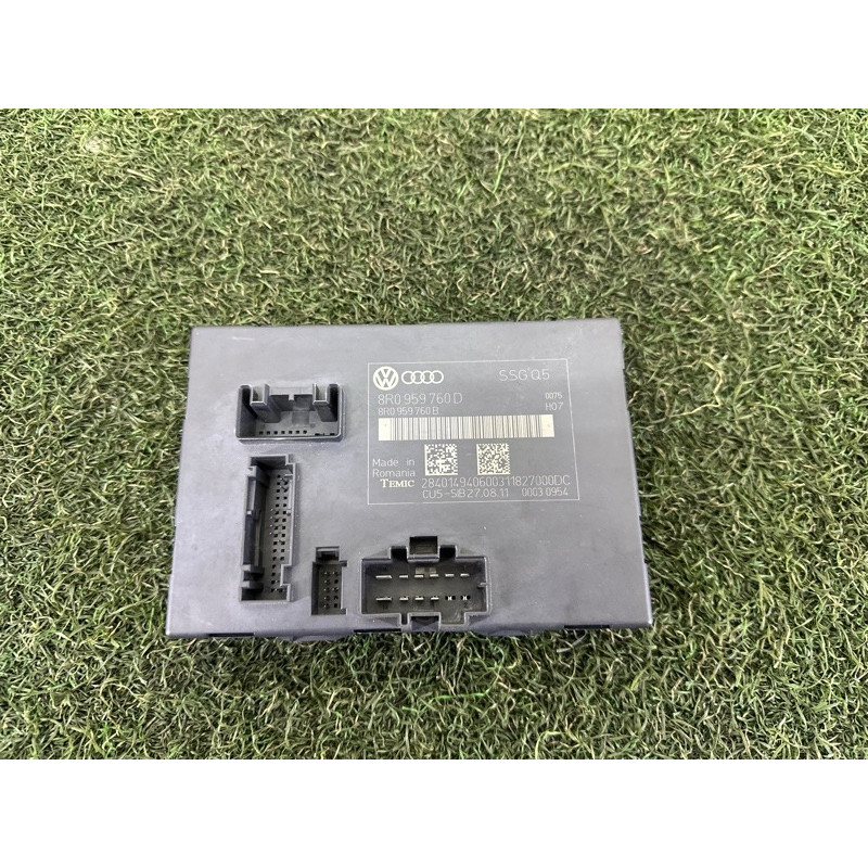 Блок управления сиденьем (электрика / блоки управления) AUDI Q5 8R 2012 3.2 8R0959760D