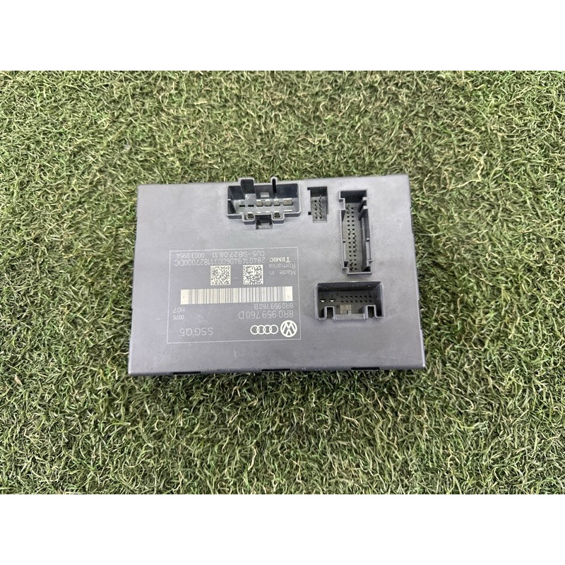 Блок управления сиденьем (электрика / блоки управления) AUDI Q5 8R 2012 3.2 8R0959760D