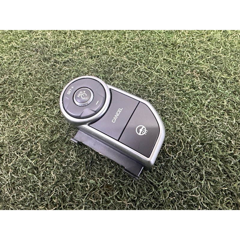 Кнопки руля (электрика / кнопки) LAND ROVER Range Rover L405 2016 5.0 LR087485