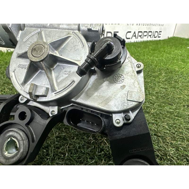 Мотор дворников (электрика) AUDI Q7 4M 2017 3.0 CREC 4M0955711A