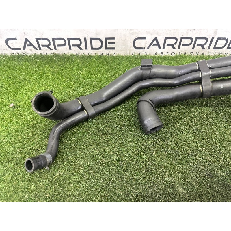 Патрубок (система охлаждения) Volkswagen Touareg NF 2013 3.6 7P6122101M
