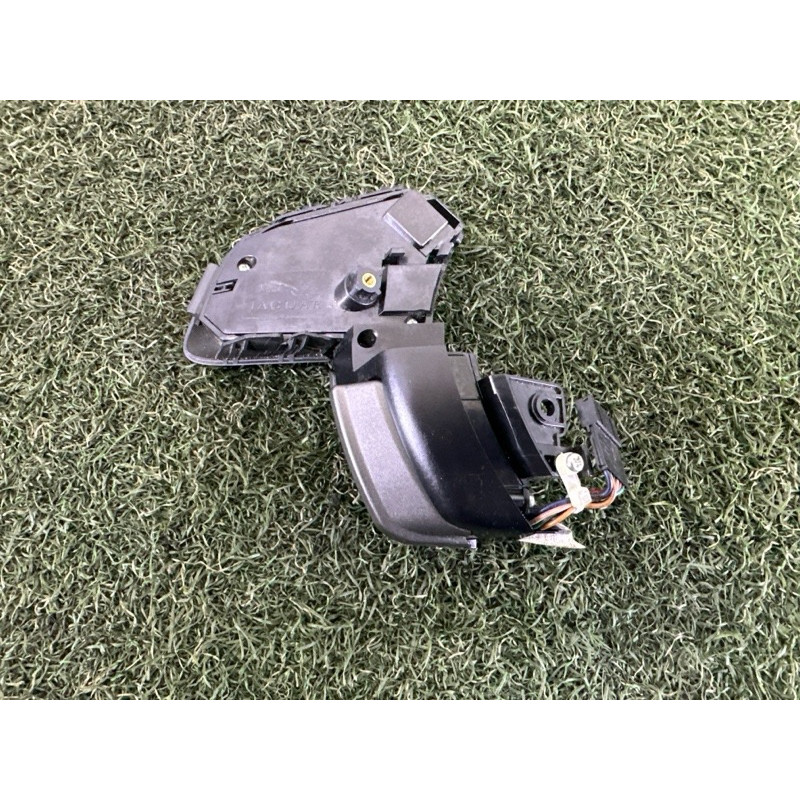 Кнопки руля (электрика / кнопки) LAND ROVER Range Rover Evoque L538 2016 2.0 LR071304