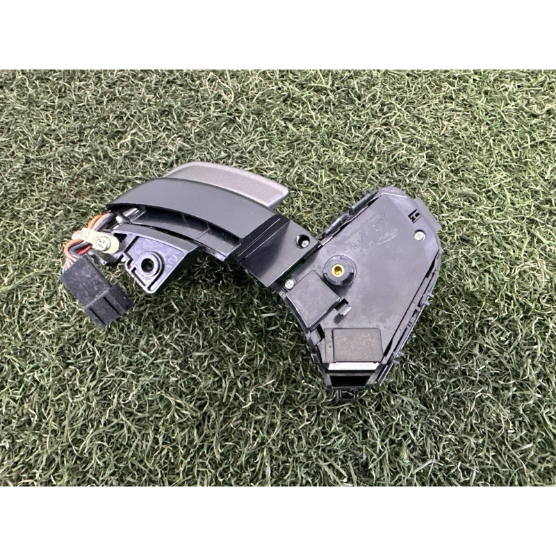 Кнопки руля (электрика / кнопки) LAND ROVER Range Rover Evoque L538 2016 2.0 LR071304