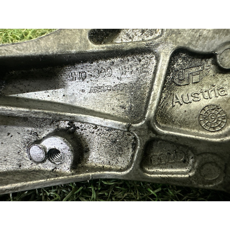 Кронштейн КПП (трансмиссия) AUDI A8 D4 2011 4.2 CDRA 4H0399114E