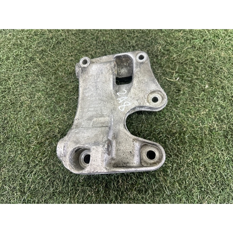 Кронштейн генератора (кронштейны двигателя) AUDI A8 D4 2011 4.2 CDRA 079903805AF