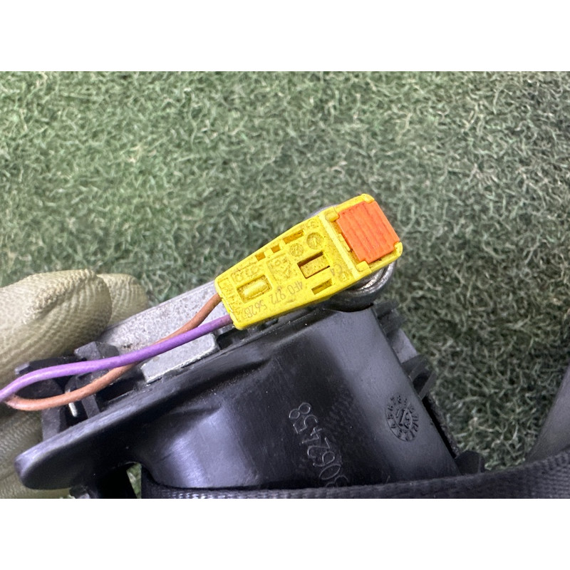 Ремень безопасности (airbag / безопасность) AUDI A4 B8 2013 2.0 TFSI 8K1857706HV04