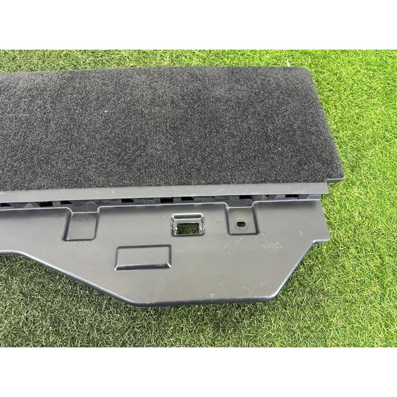 Полка багажника (салон) LAND ROVER Range Rover L405 2016 5.0 LR083971