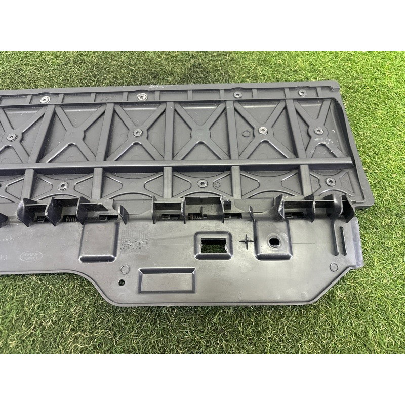 Полка багажника (салон) LAND ROVER Range Rover L405 2016 5.0 LR083971