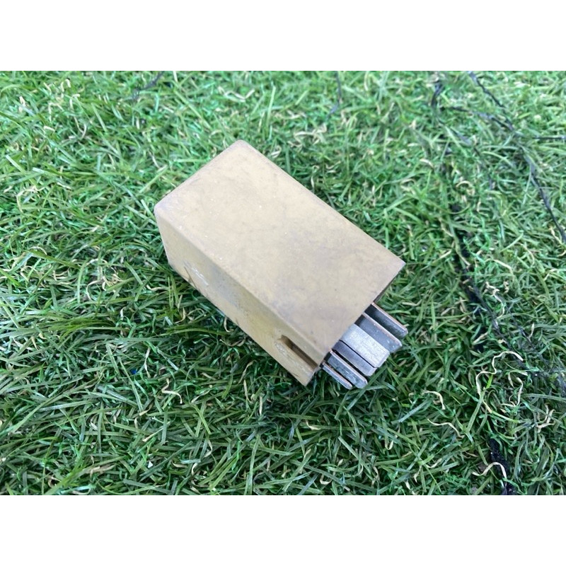 Реле (электрика) BMW 5-series E39 61368384505