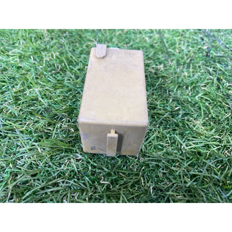 Реле (электрика) BMW 5-series E39 61368384505