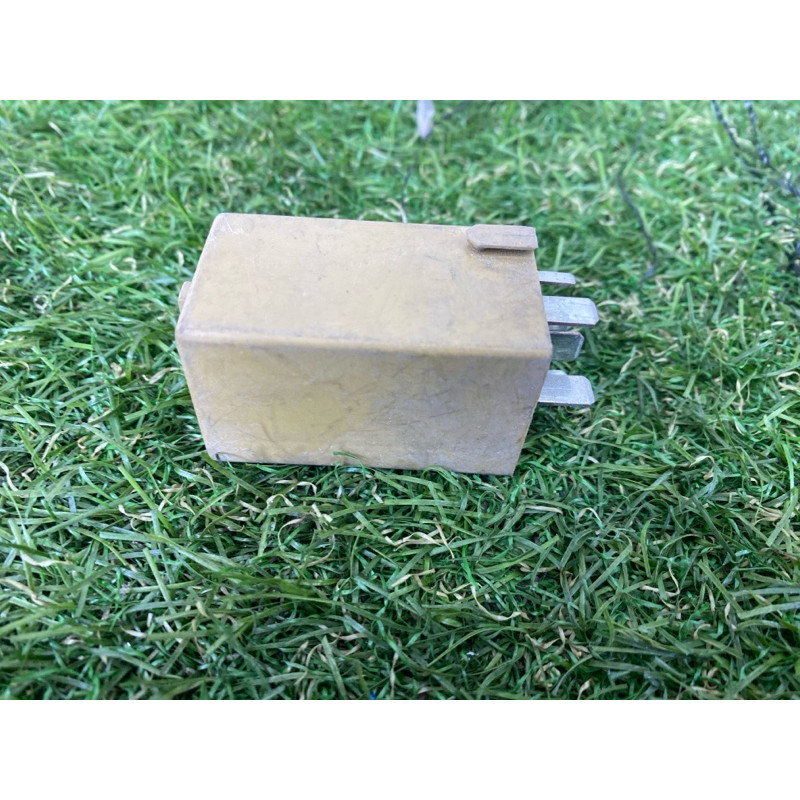 Реле (электрика) BMW 5-series E39 61368384505