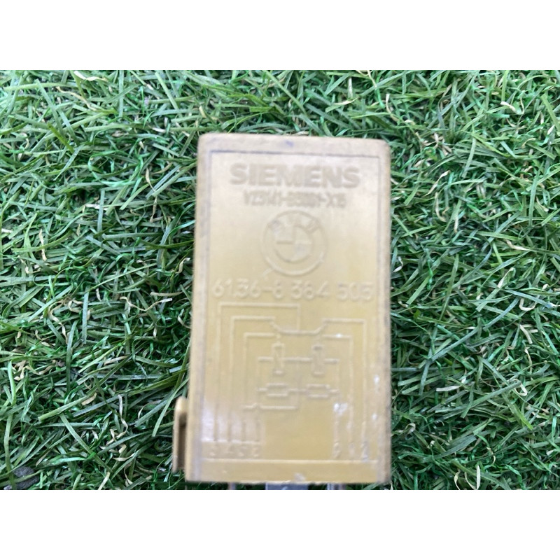 Реле (электрика) BMW 5-series E39 61368384505