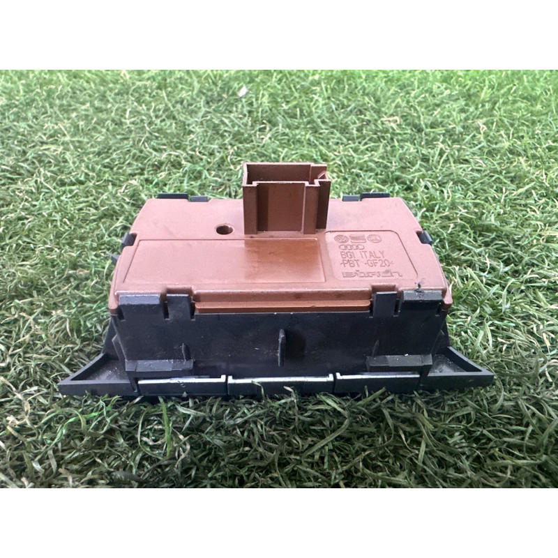 Блок кнопок (электрика / кнопки) Volkswagen Touareg NF 2013 3.0 Hybrid 7P6927127H