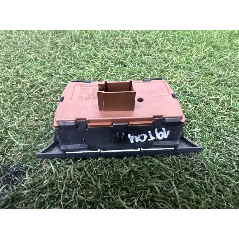 Блок кнопок (электрика / кнопки) Volkswagen Touareg NF 2013 3.0 Hybrid 7P6927127H