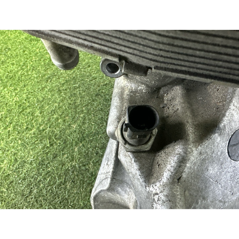 Корпус масляного фильтра (двигатель и элементы) Volkswagen Touareg NF 2011 3.6 03H115403J