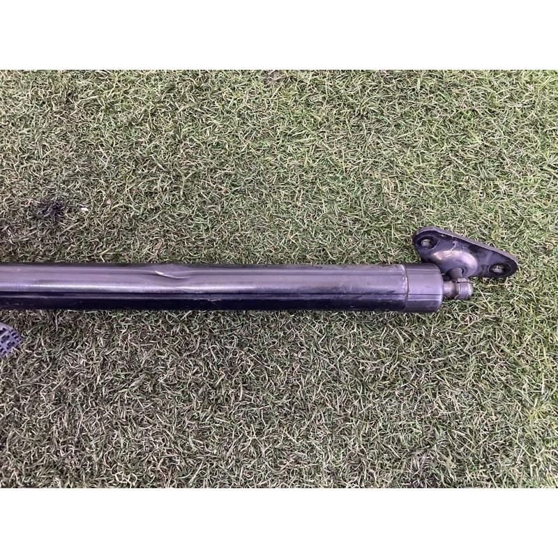 Привод двери багажника (электрика) Volkswagen Touareg NF 2012 3.0 Hybrid CGFA 7P6827851FIIT